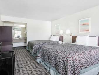Days Inn by Wyndham St Clairsville