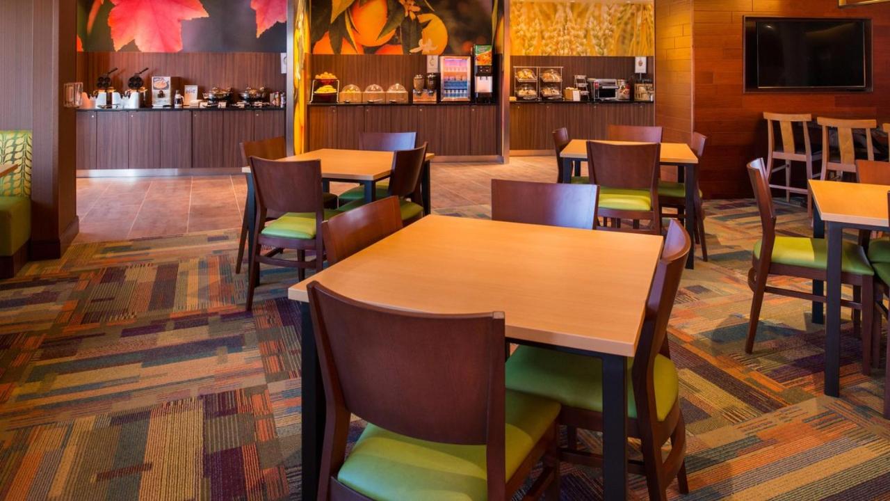 Fairfield Inn & Suites Akron Stow