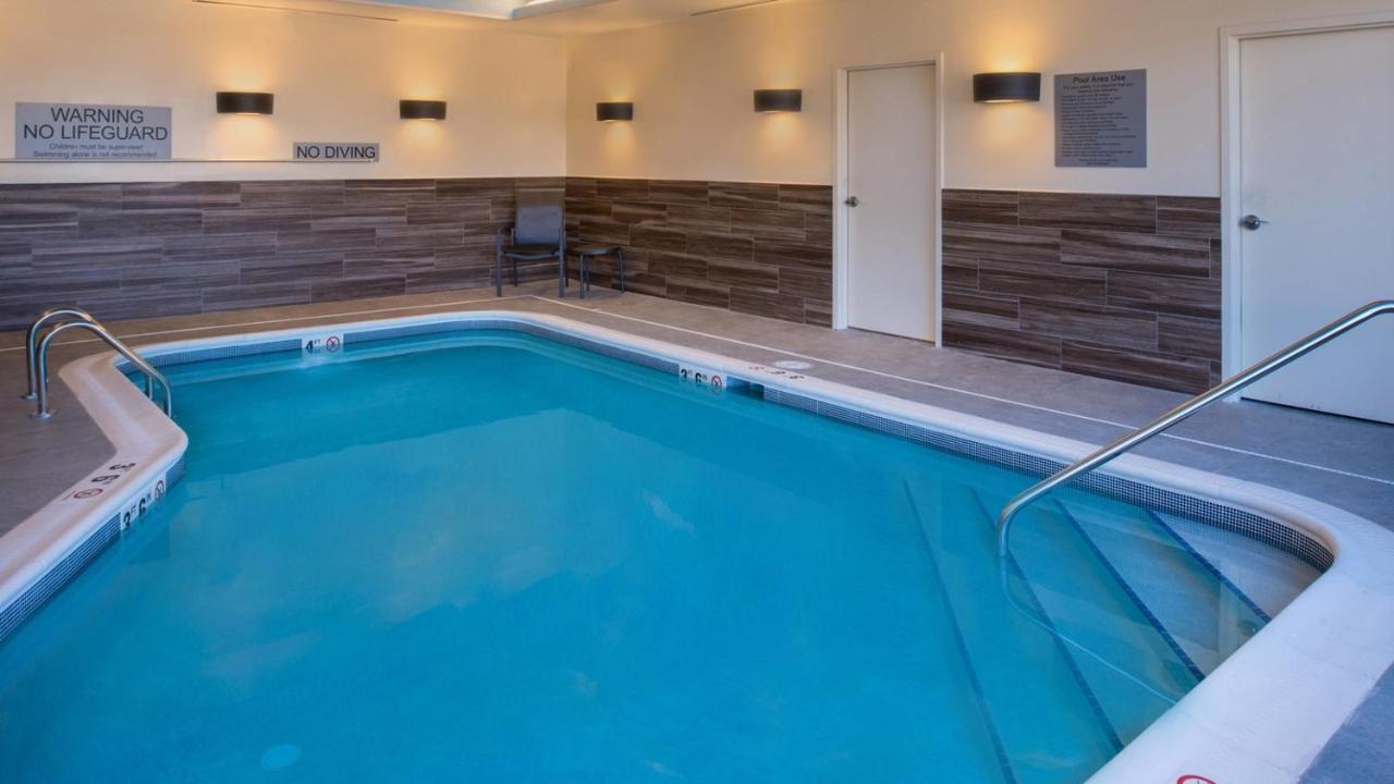 Fairfield Inn & Suites Akron Stow