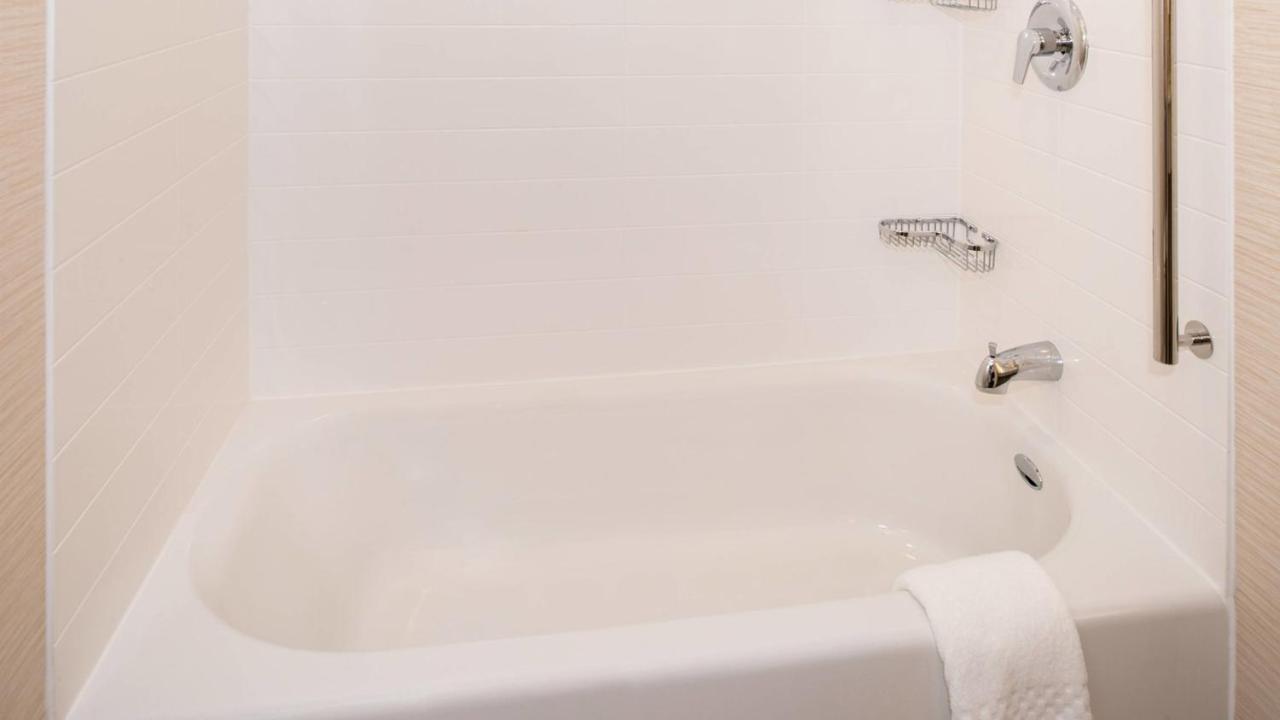 Fairfield Inn & Suites Akron Stow