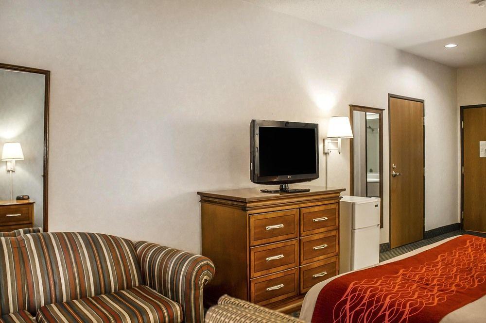 Comfort Inn & Suites Streetsboro - Kent