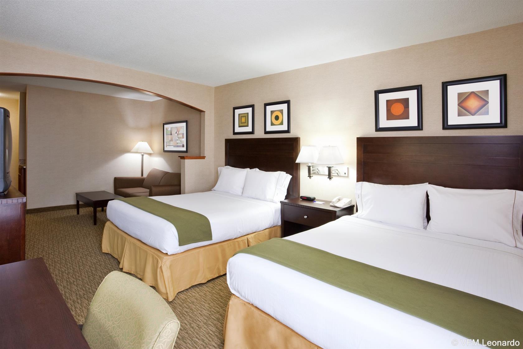 Holiday Inn Express & Suites Cleveland - Streetsboro