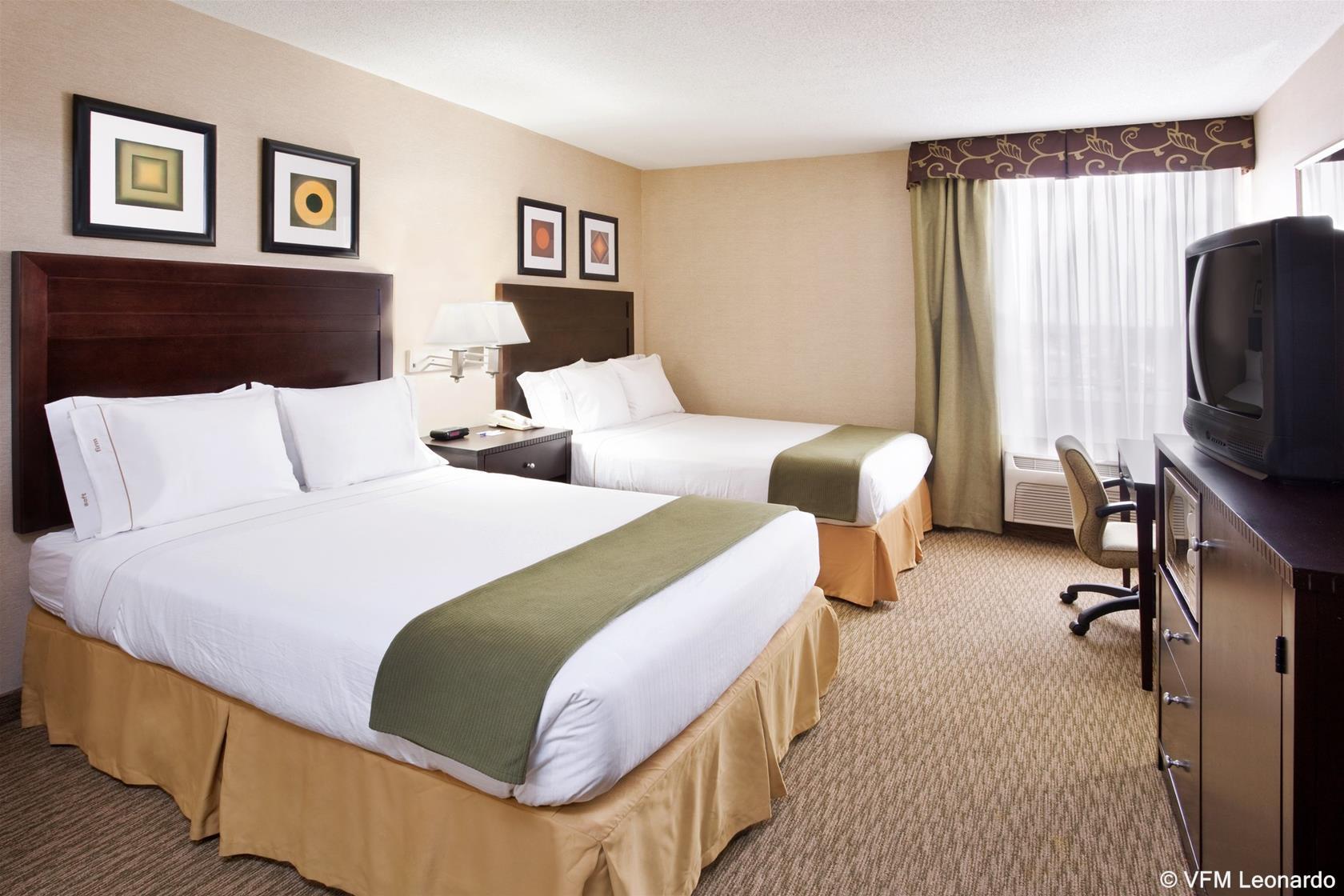 Holiday Inn Express & Suites Cleveland - Streetsboro