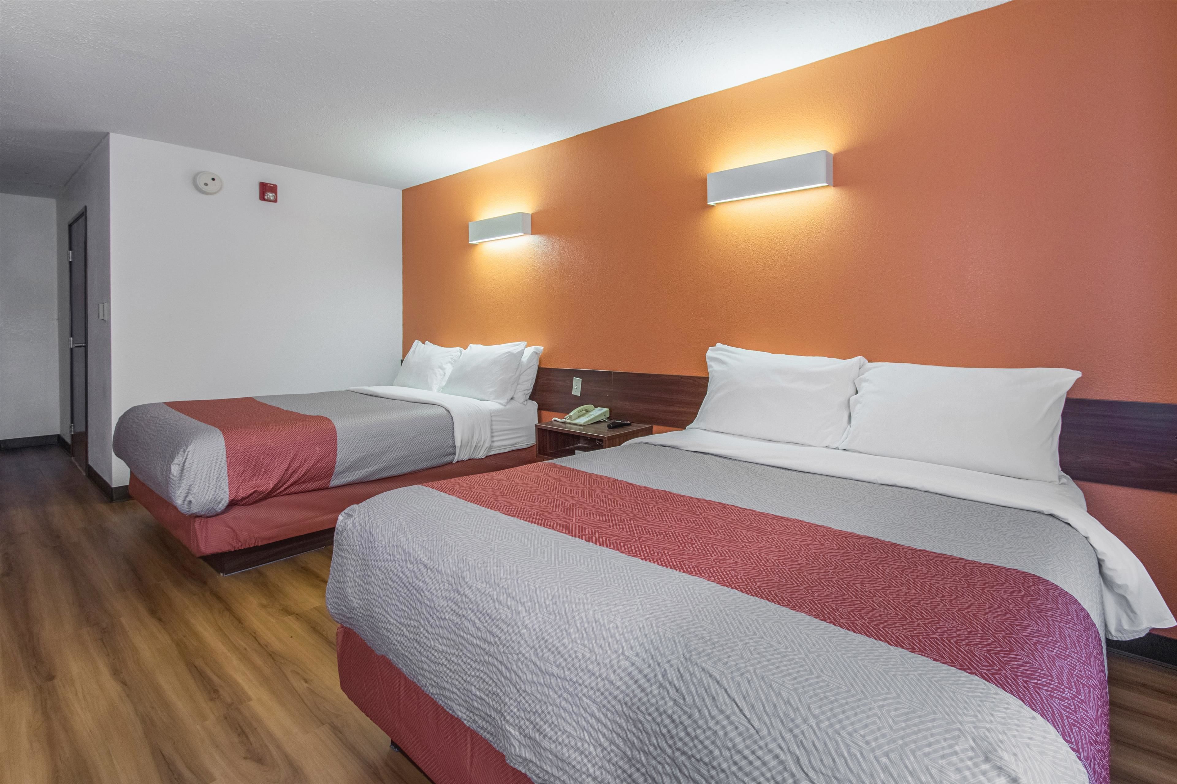 Motel 6 Streetsboro, OH