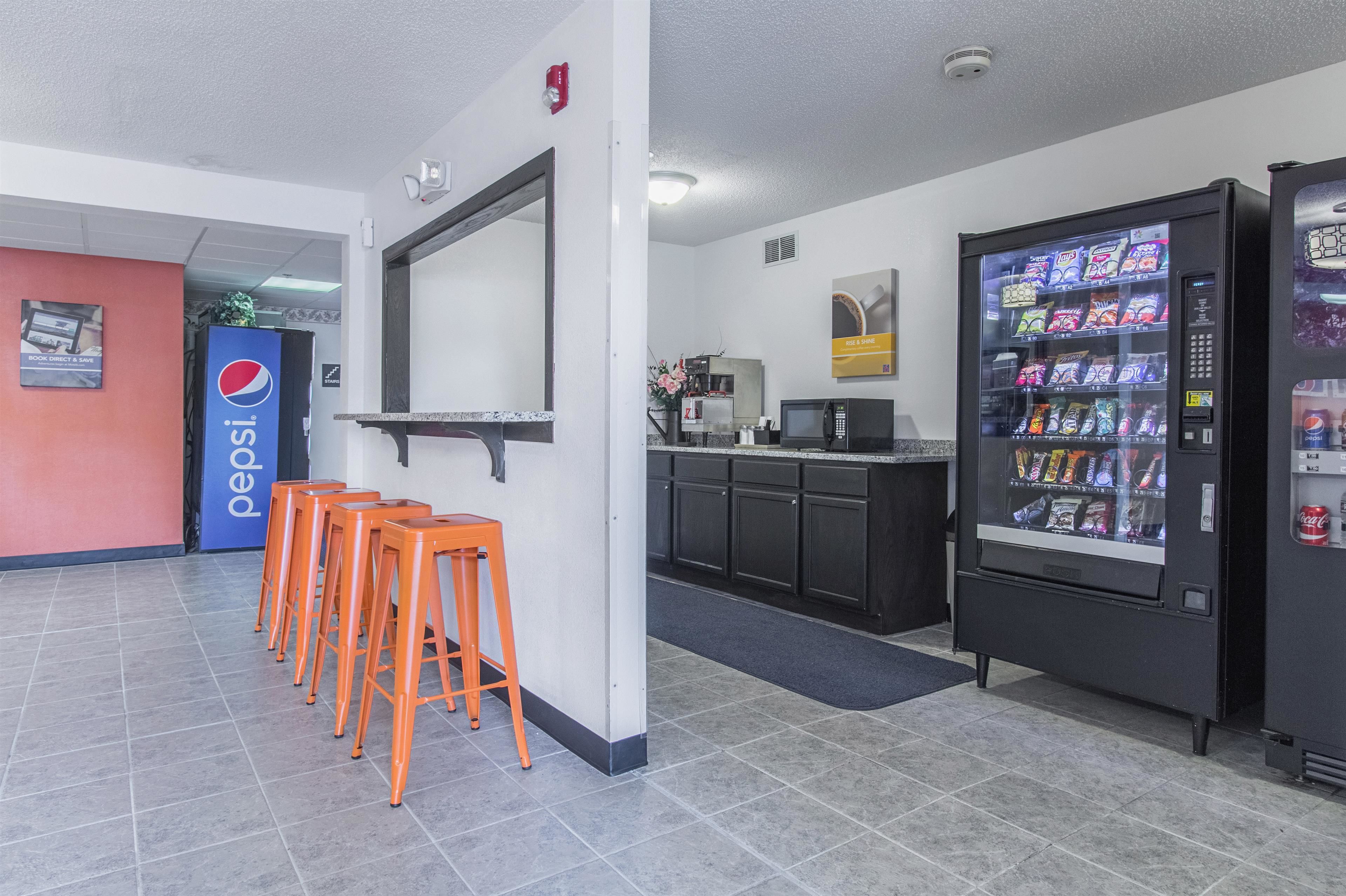 Motel 6 Streetsboro, OH