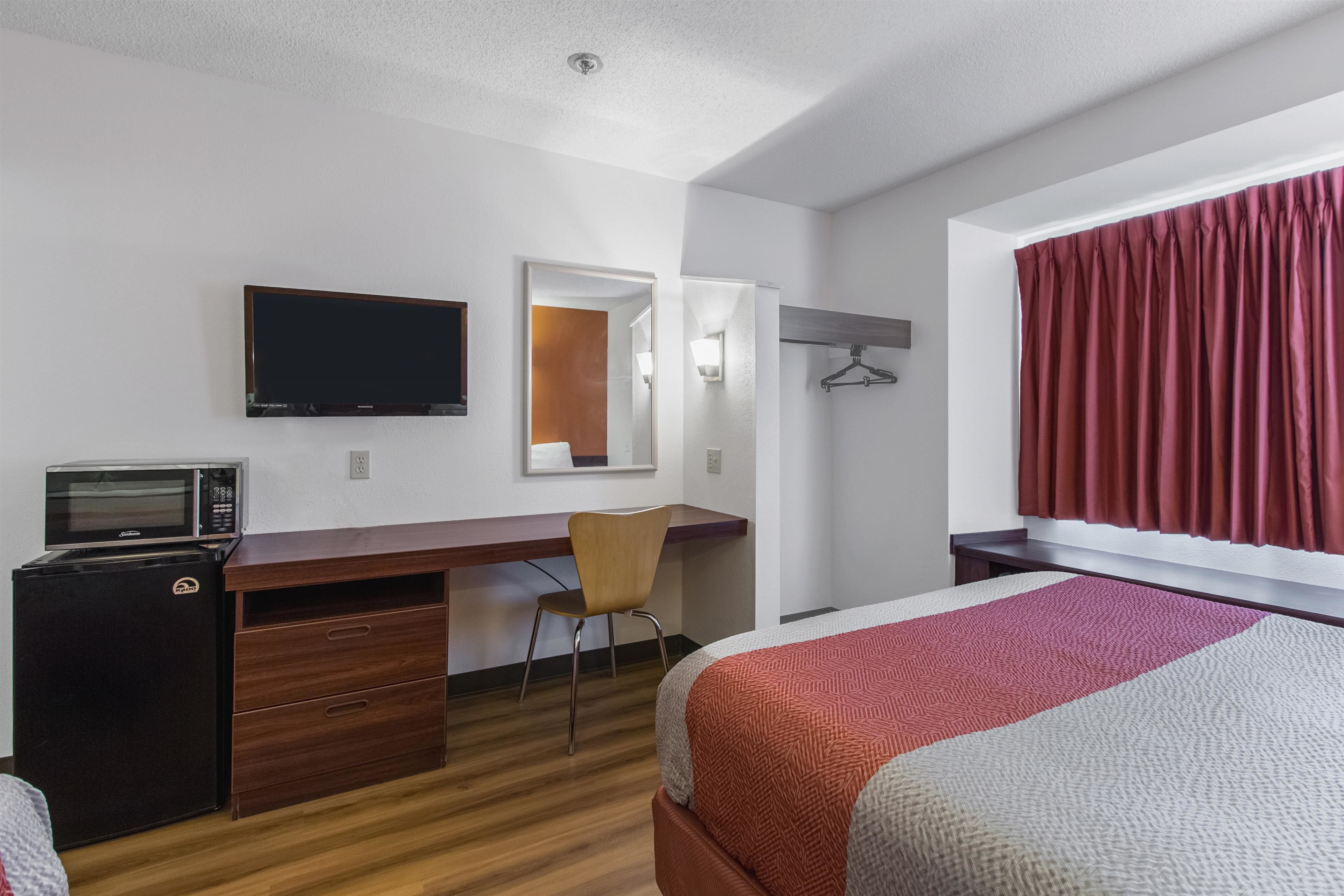 Motel 6 Streetsboro, OH