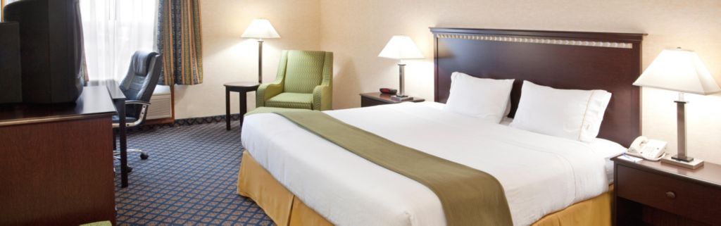 Holiday Inn Express & Suites Sunbury-Columbus Area