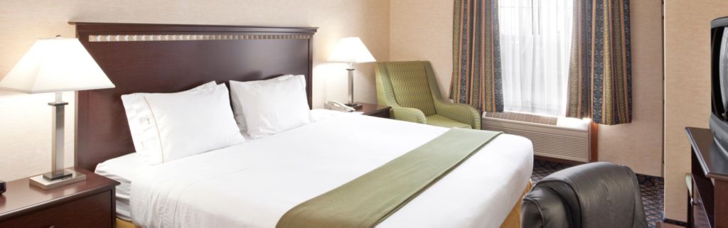 Holiday Inn Express & Suites Sunbury-Columbus Area