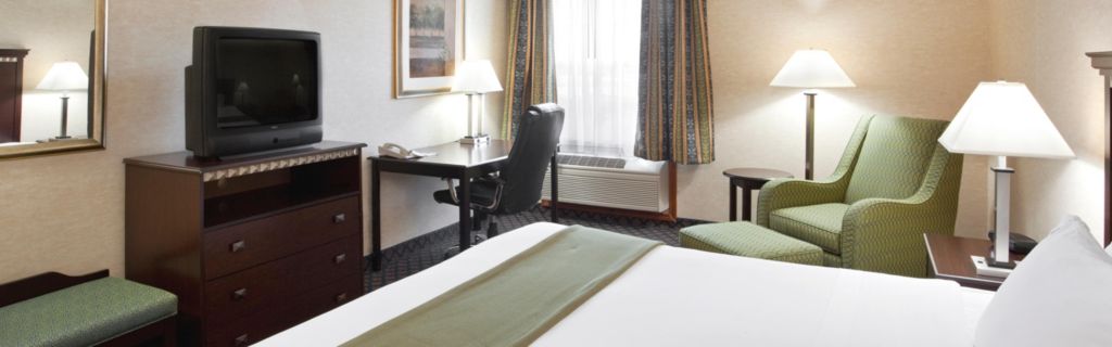 Holiday Inn Express & Suites Sunbury-Columbus Area