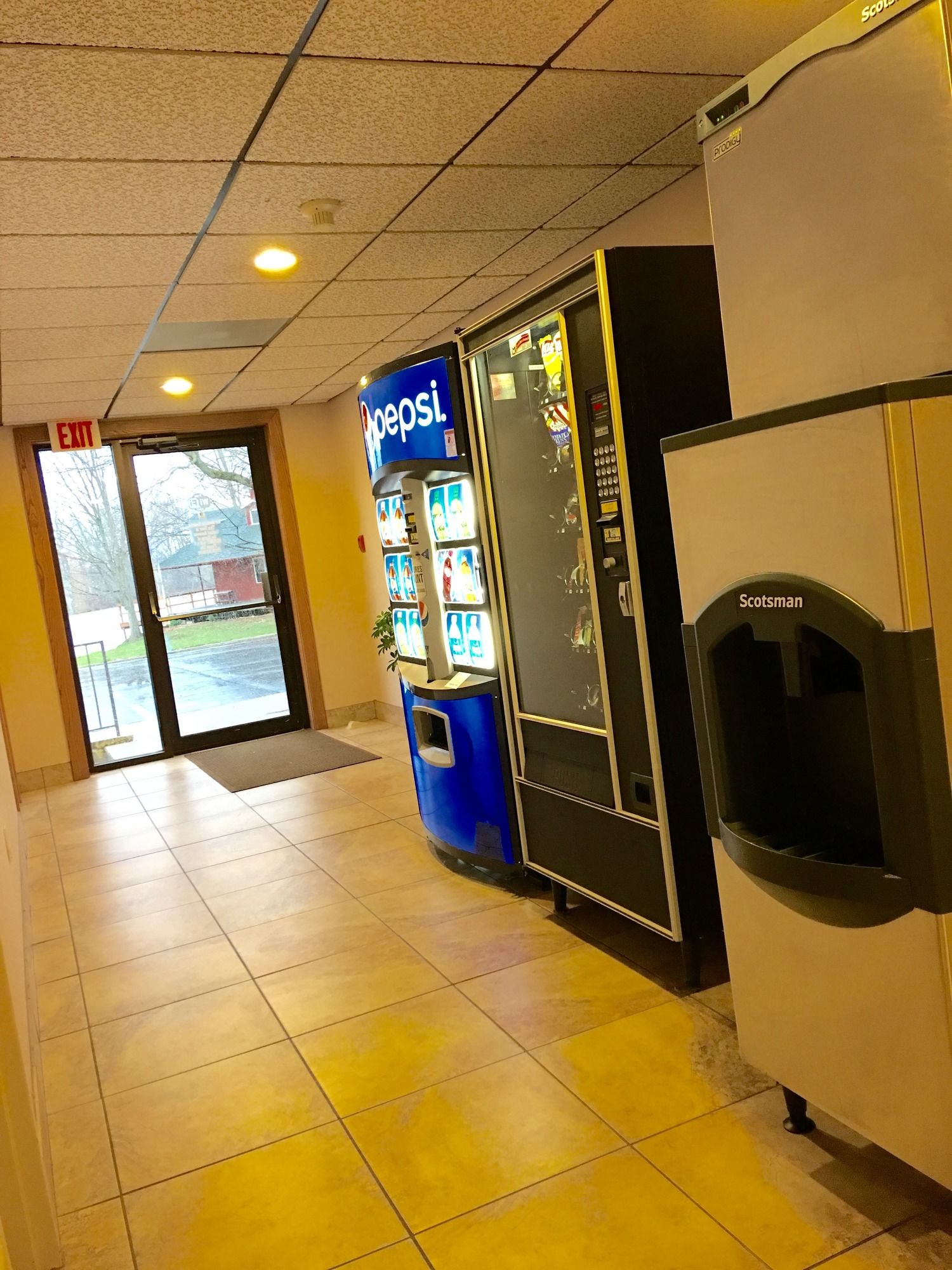 Days Inn by Wyndham Tiffin