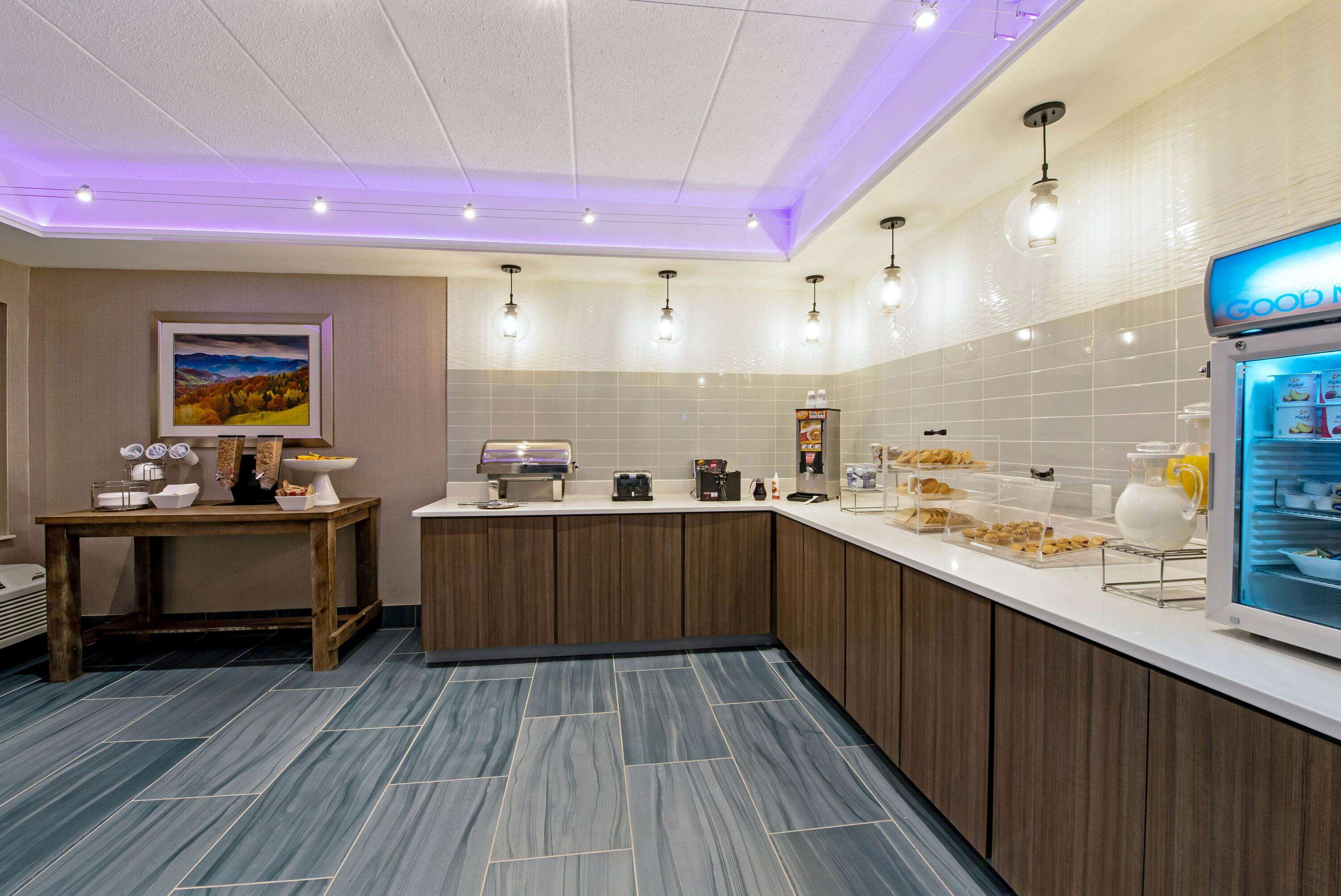 Comfort Inn & Suites