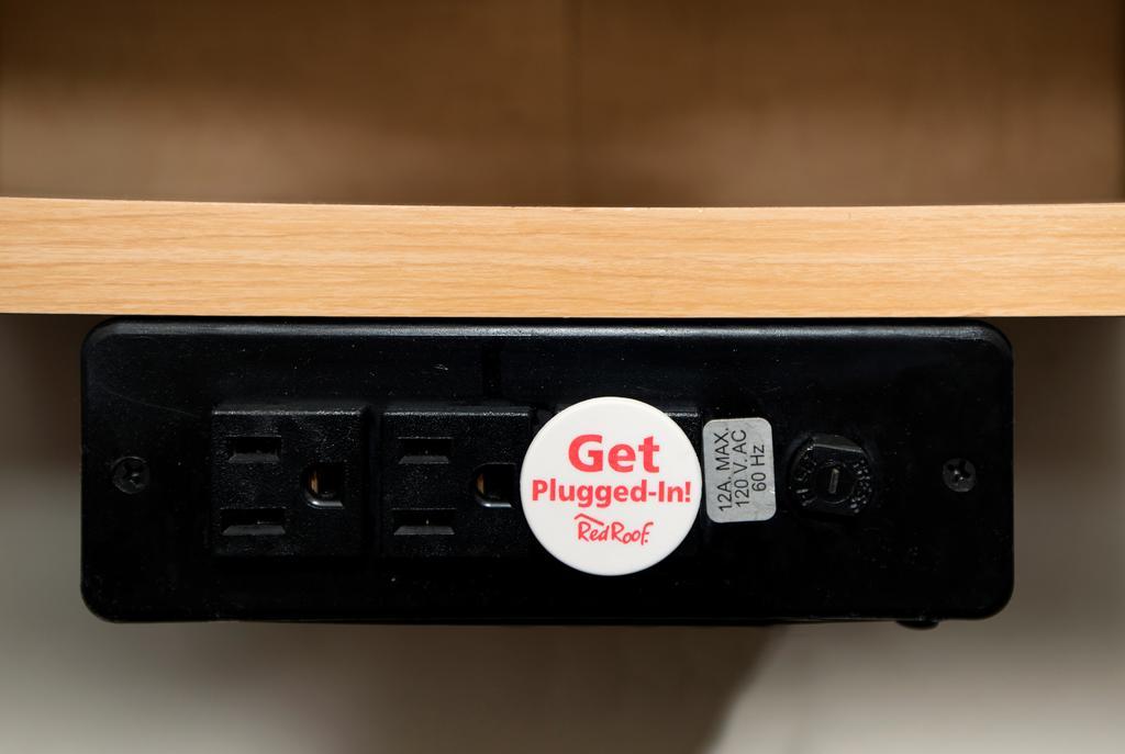 Red Roof Inn Toledo - University