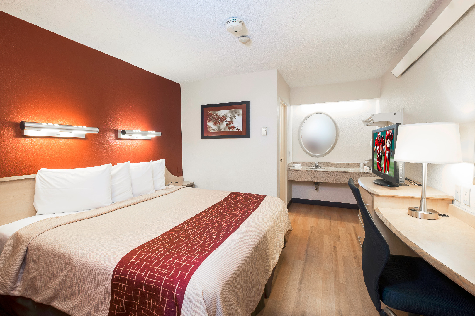 Red Roof Inn Toledo - University