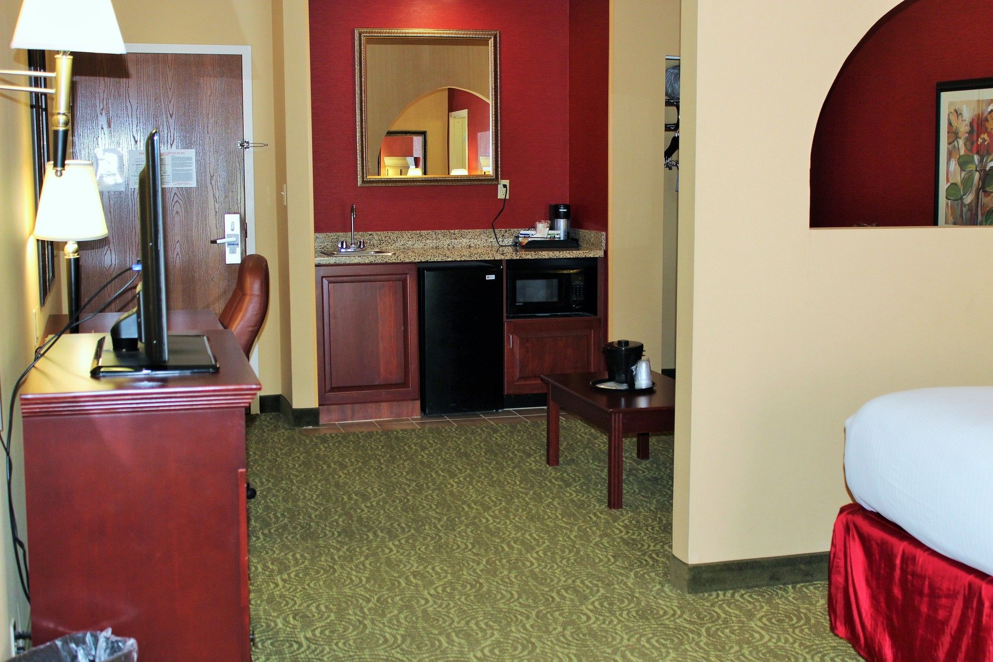 Holiday Inn Express Hotel & Suites Troy
