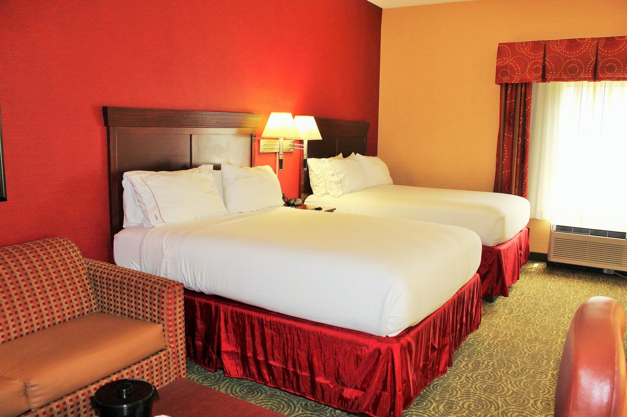 Holiday Inn Express Hotel & Suites Troy