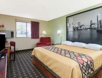 Super 8 by Wyndham Twinsburg/Cleveland Area