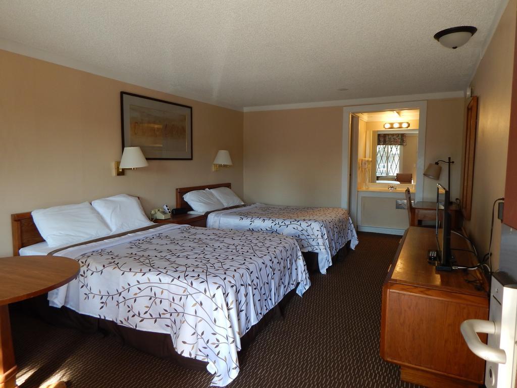 Airport Inn & Parking Vandalia