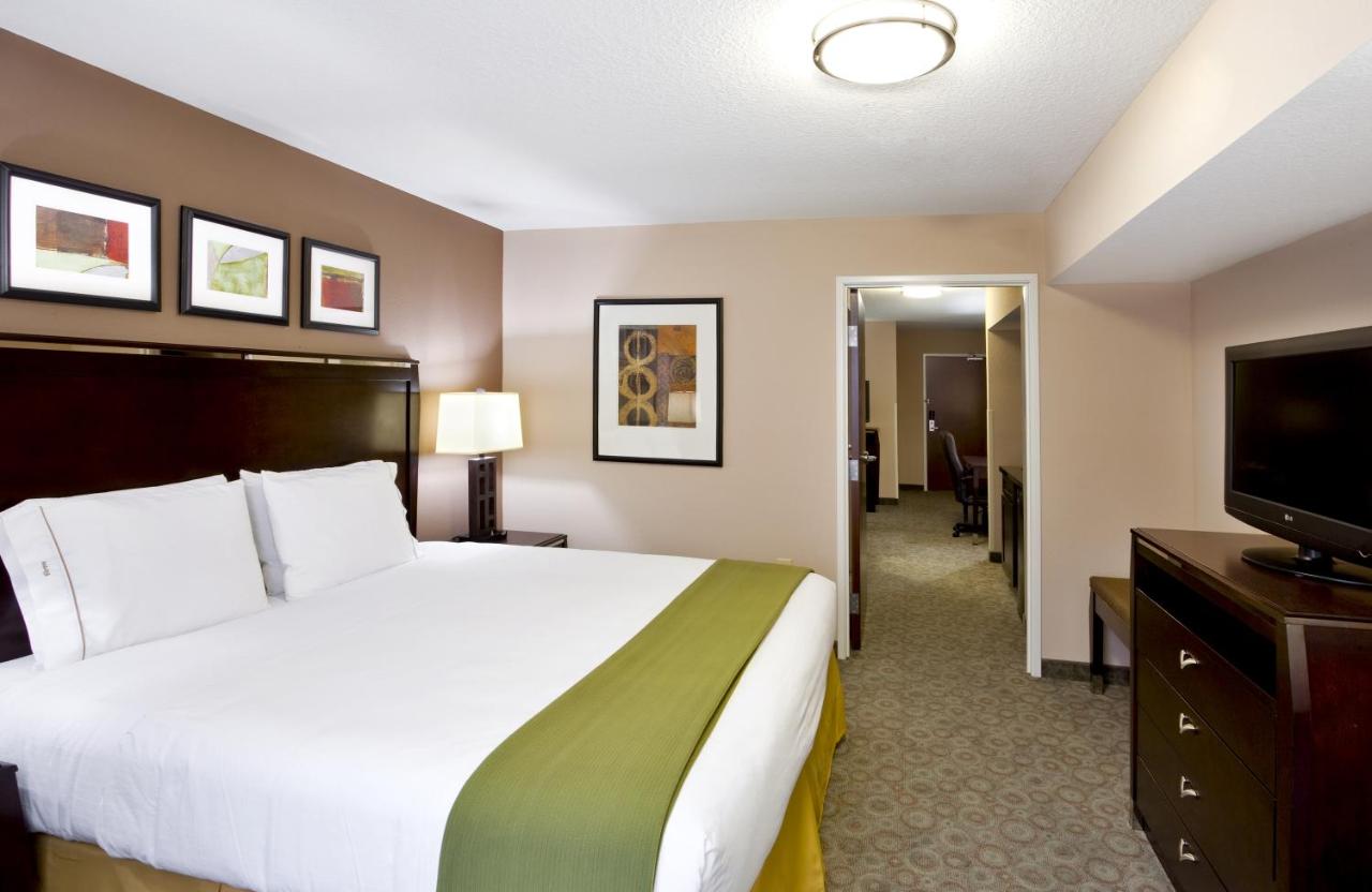 Holiday Inn Express Hotel & Suites Van Wert