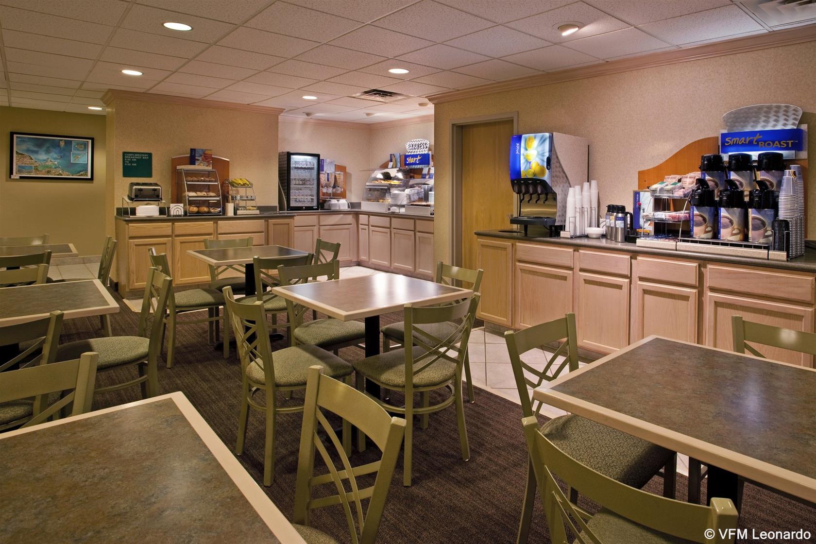 Holiday Inn Express Vermilion