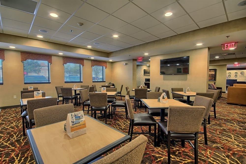 Comfort Inn & Suites