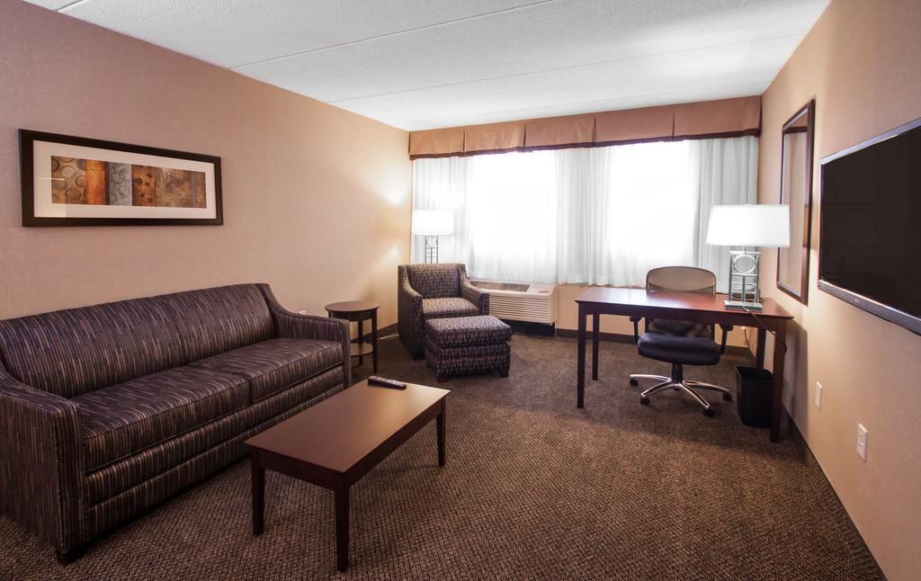 Comfort Inn & Suites