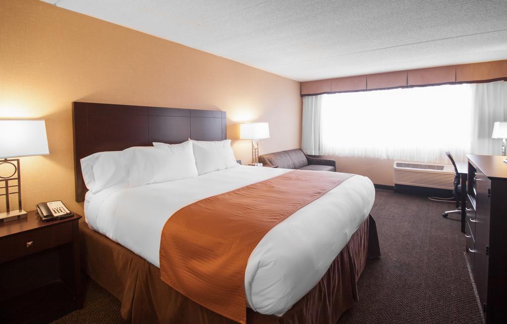 Comfort Inn & Suites