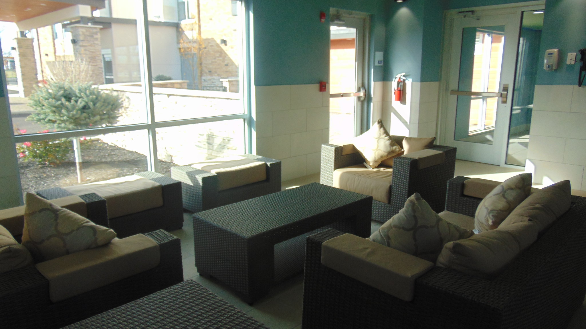 Holiday Inn Express & Suites Wapakoneta