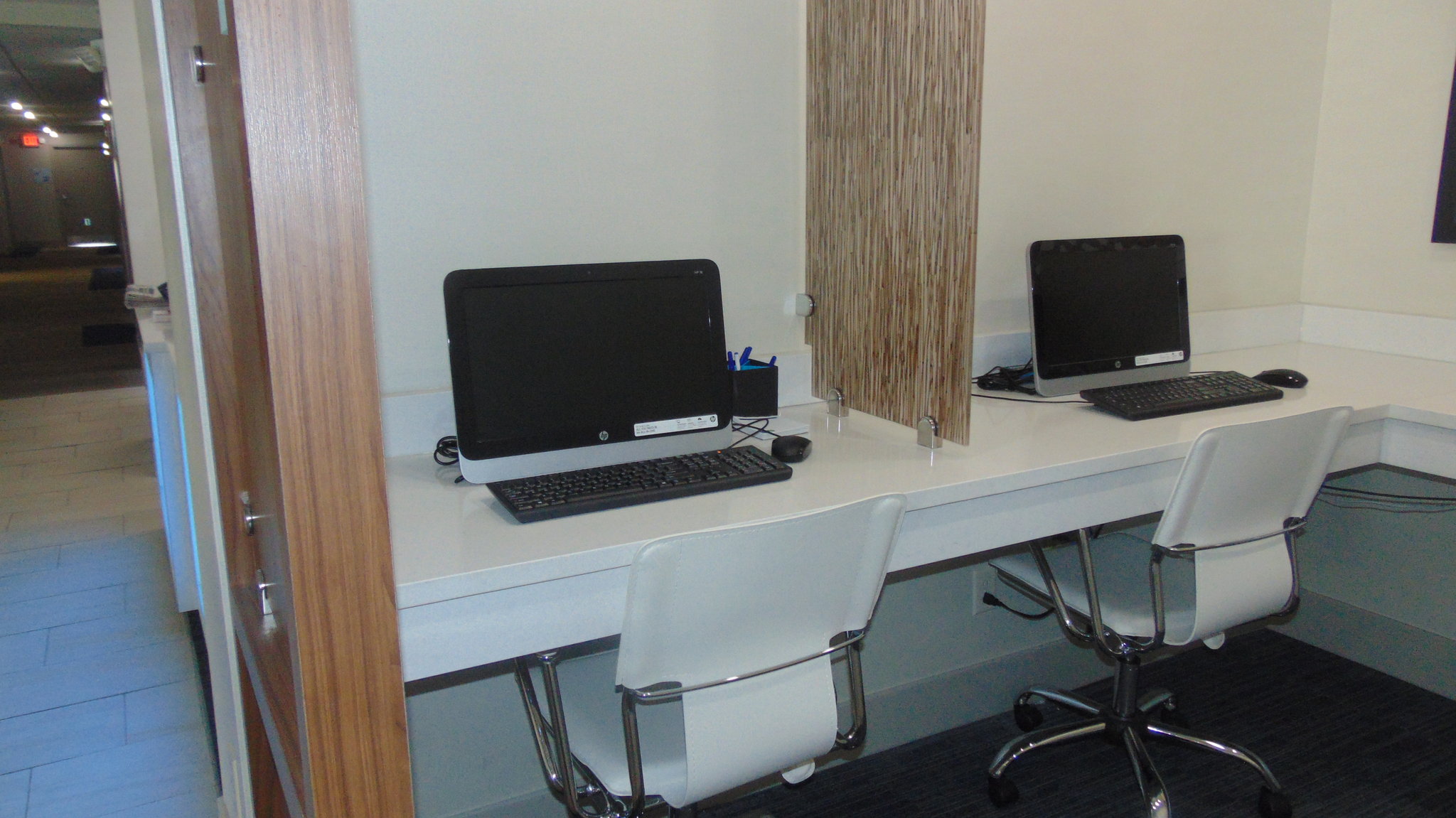 Holiday Inn Express & Suites Wapakoneta