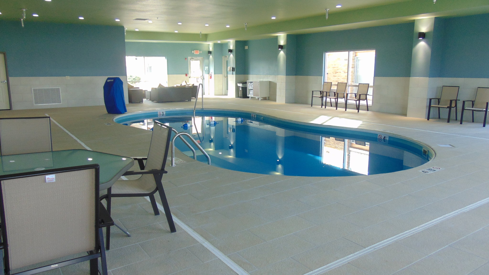 Holiday Inn Express & Suites Wapakoneta