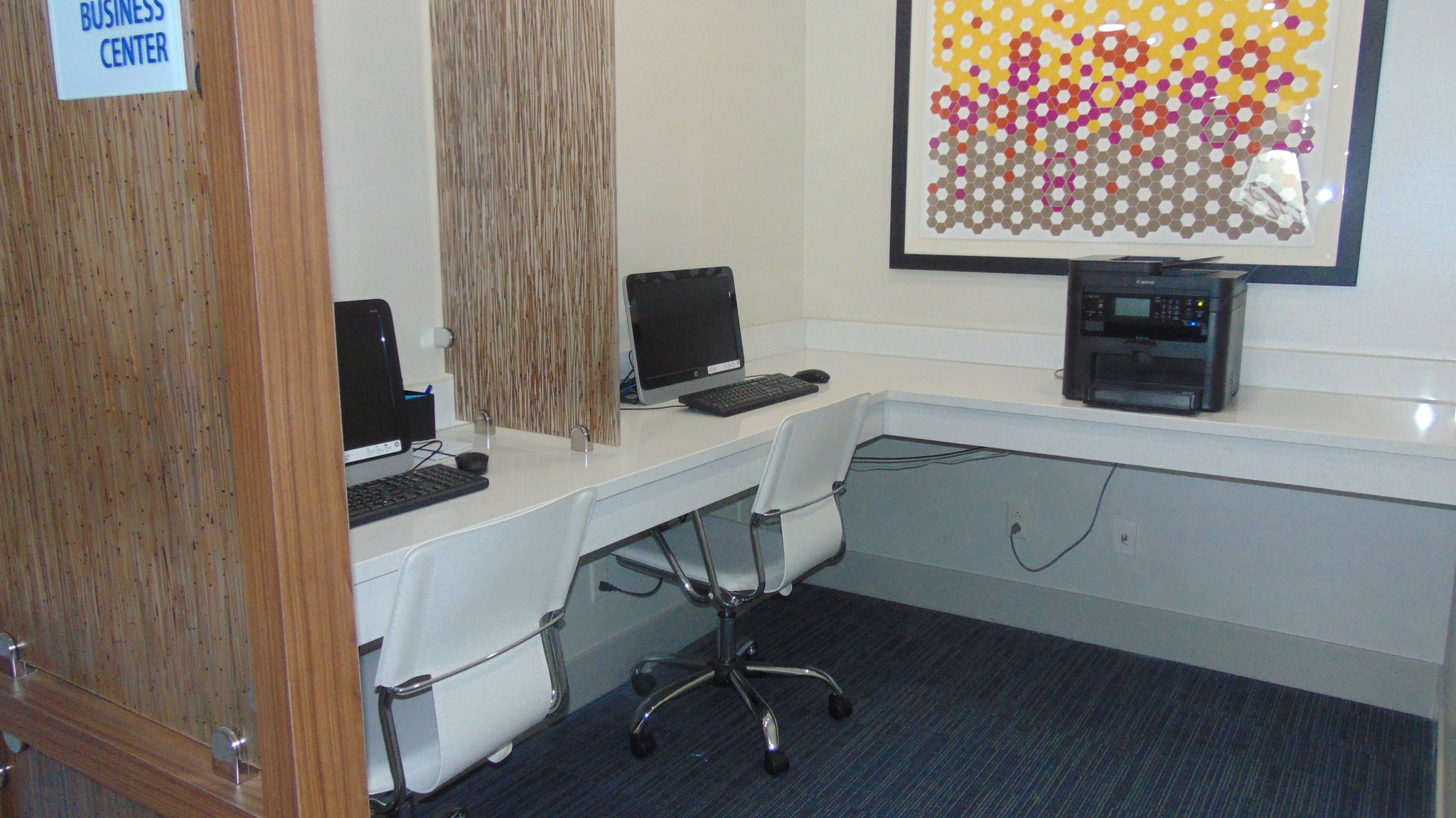 Holiday Inn Express & Suites Wapakoneta