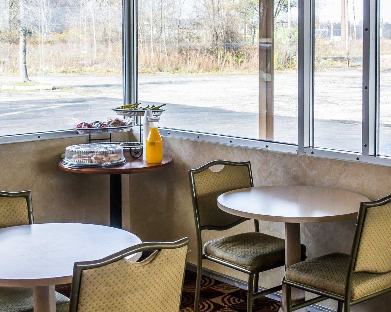 Economy Inn & Suites