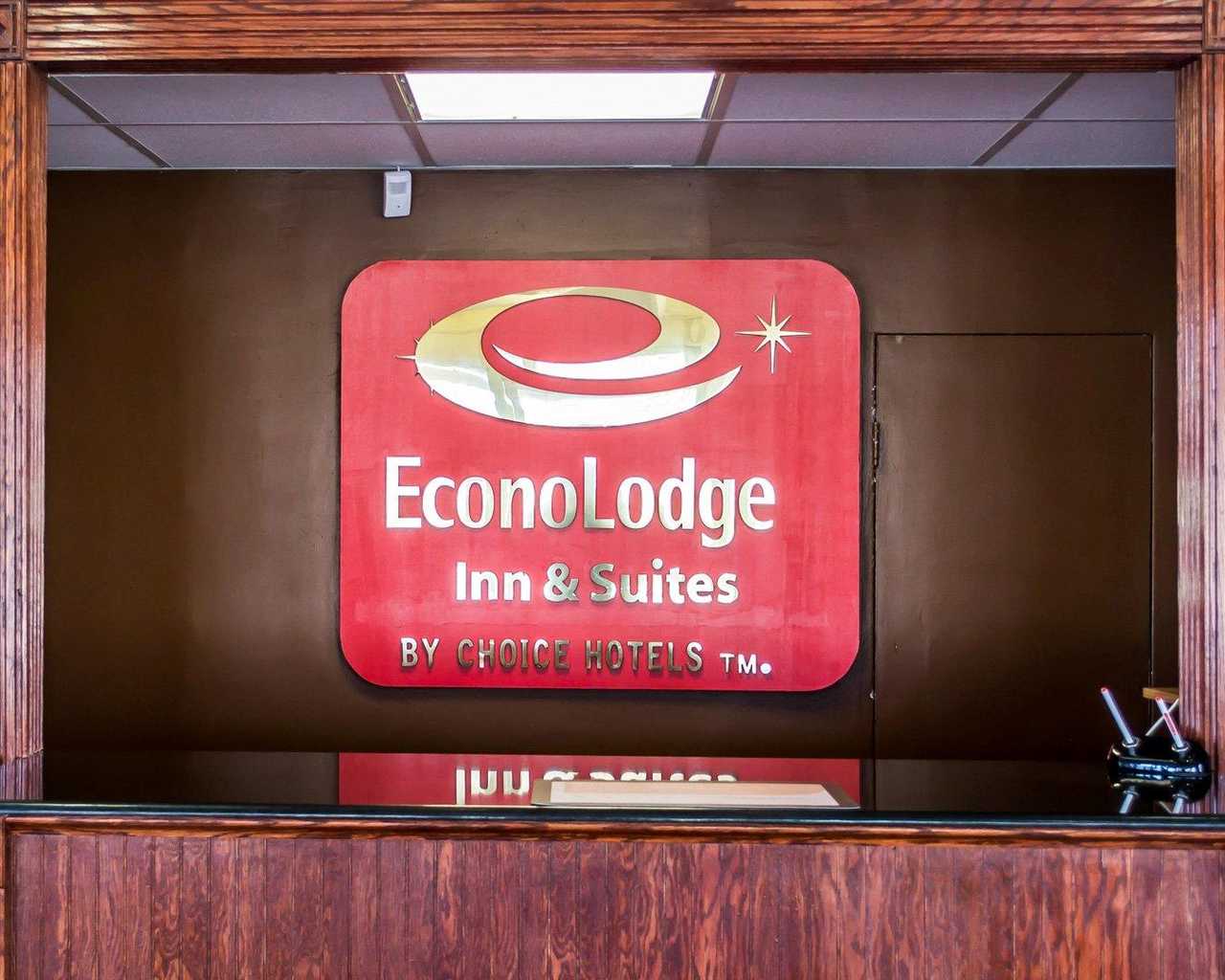 Economy Inn & Suites