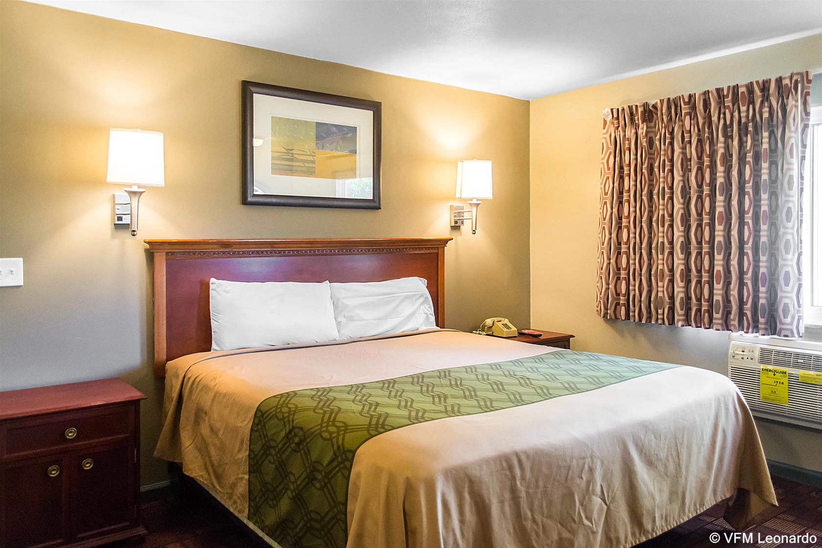 Highlander Inn