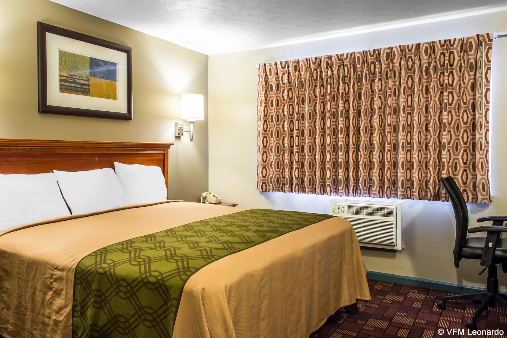 Highlander Inn