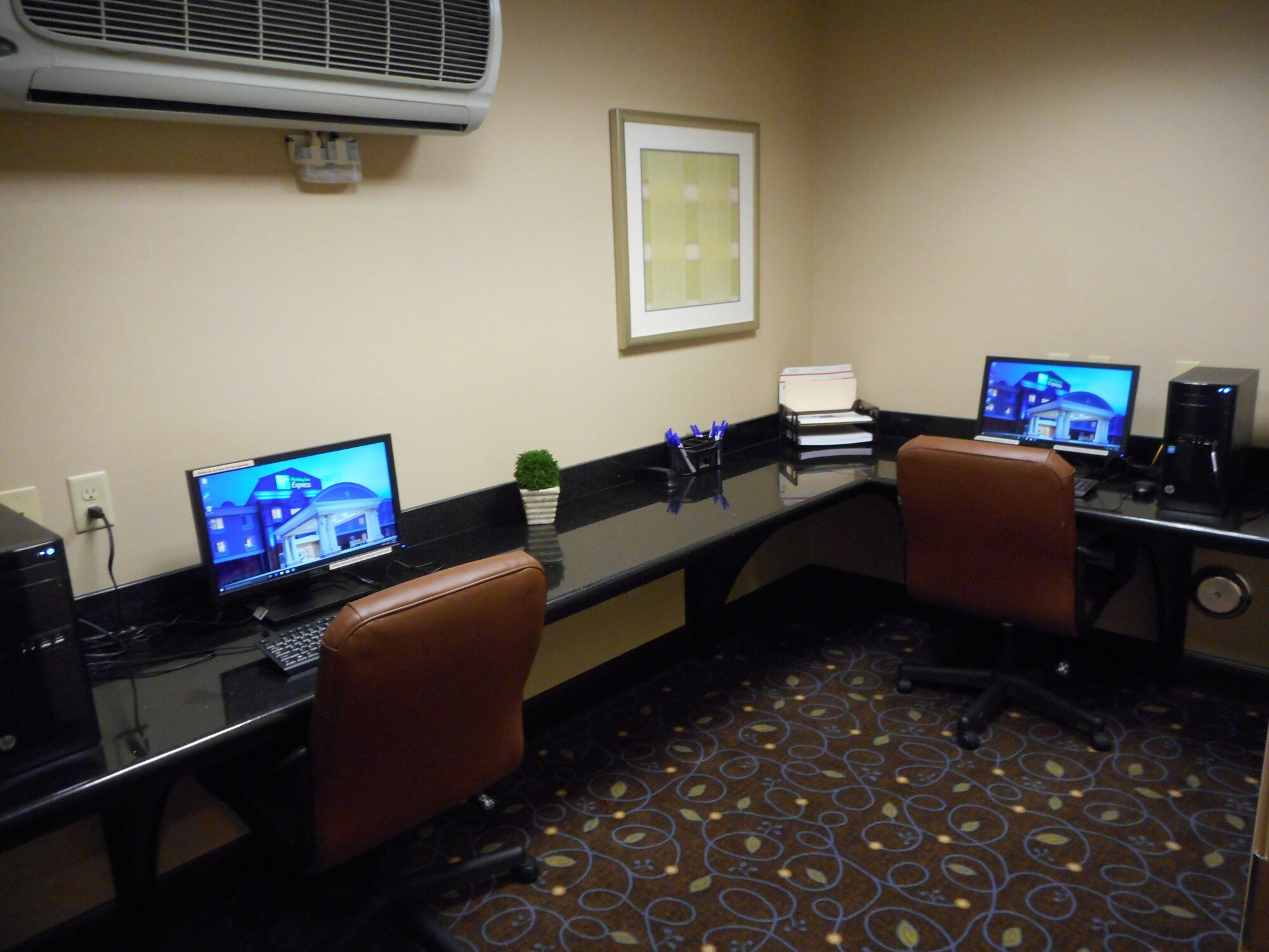 Holiday Inn Express Washington Court House