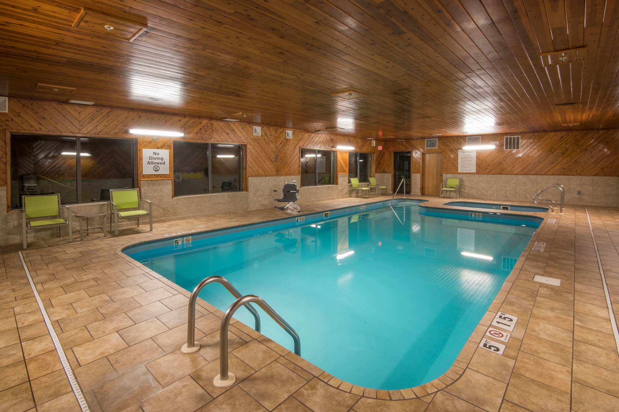 Holiday Inn Express & Suites Wauseon