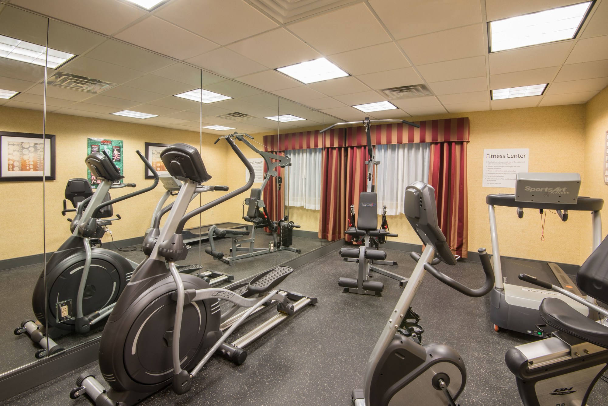 Holiday Inn Express & Suites Wauseon