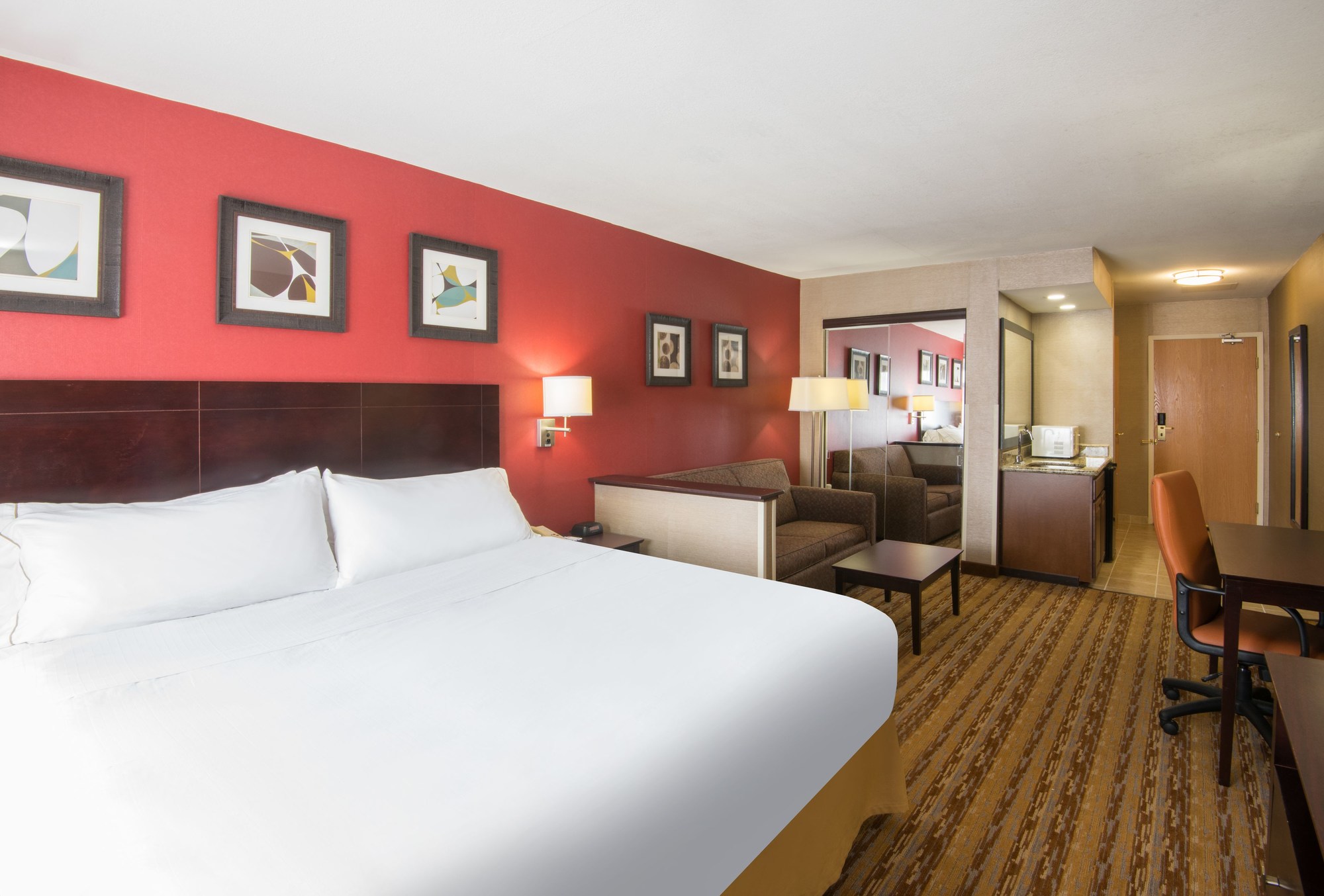 Holiday Inn Express & Suites Wauseon