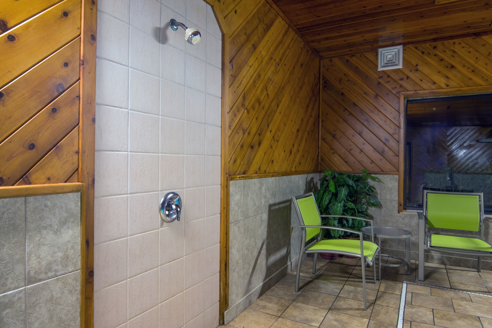 Holiday Inn Express & Suites Wauseon