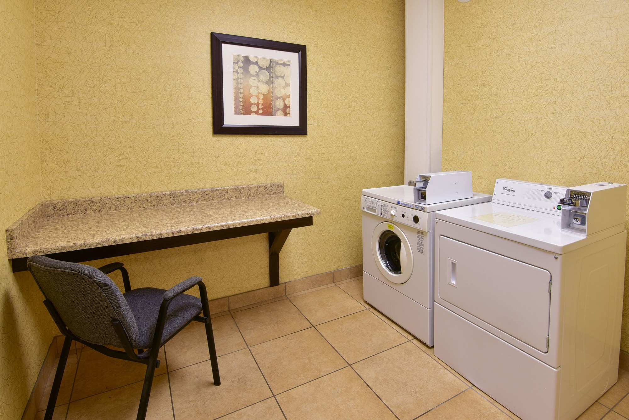 Holiday Inn Express & Suites Wauseon