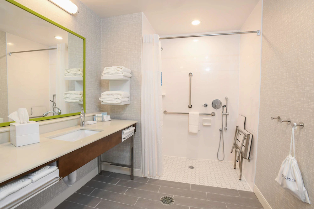 Hampton Inn & Suites Cincinnati Liberty Township
