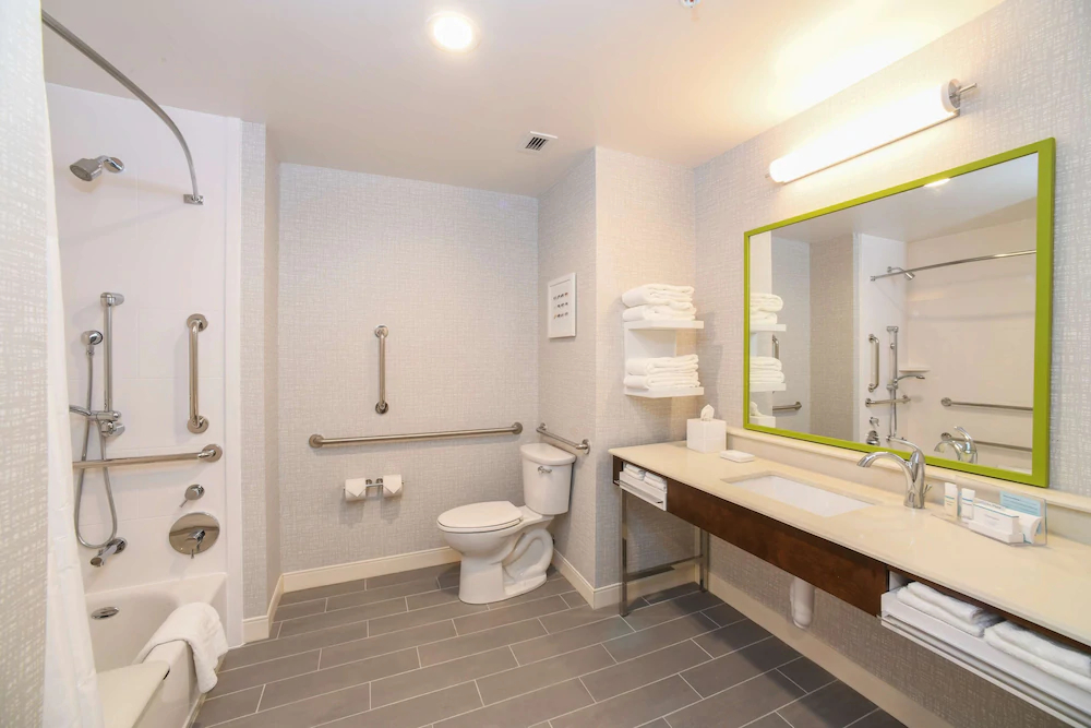 Hampton Inn & Suites Cincinnati Liberty Township