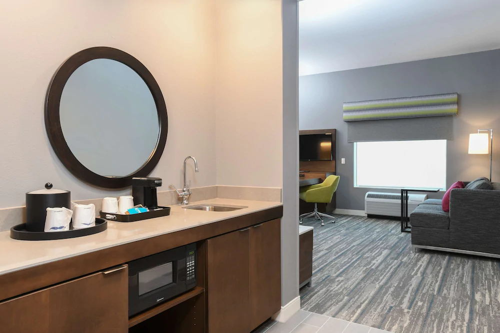 Hampton Inn & Suites Cincinnati Liberty Township