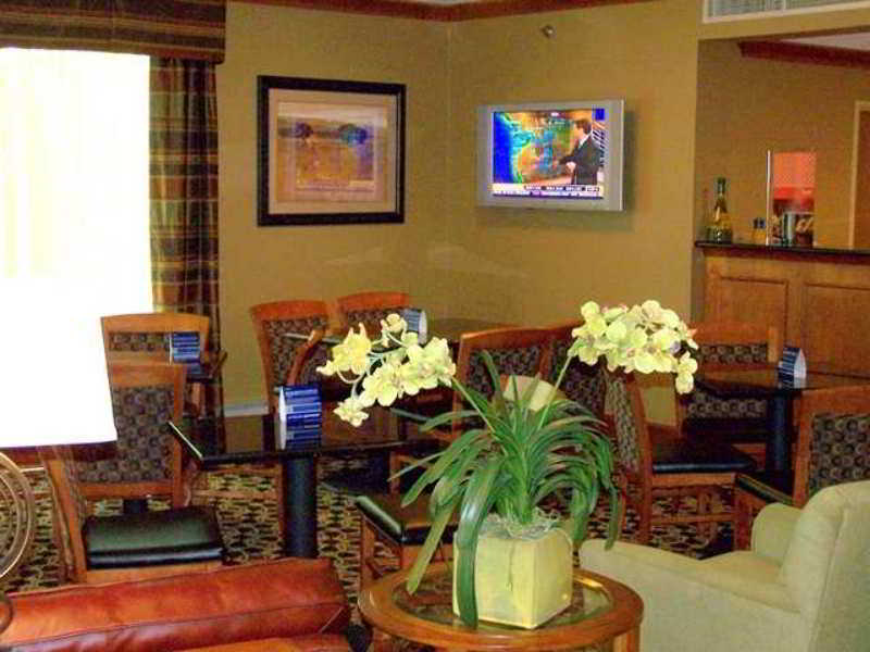 Hampton Inn Cleveland - Westlake