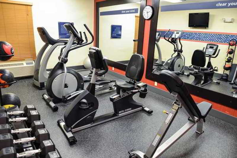 Hampton Inn Cleveland - Westlake