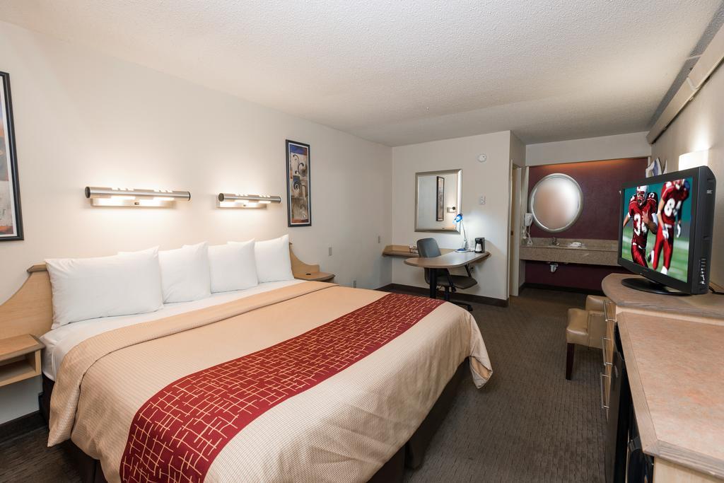 Red Roof Inn Cleveland - Westlake