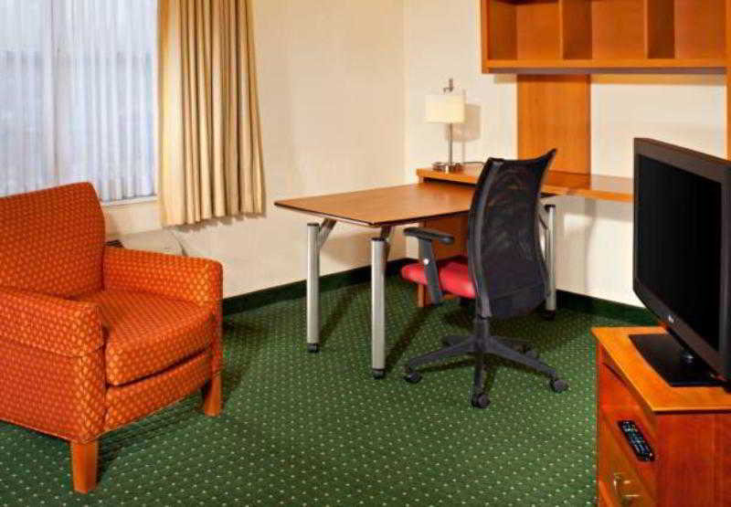 TownePlace Suites Cleveland Westlake