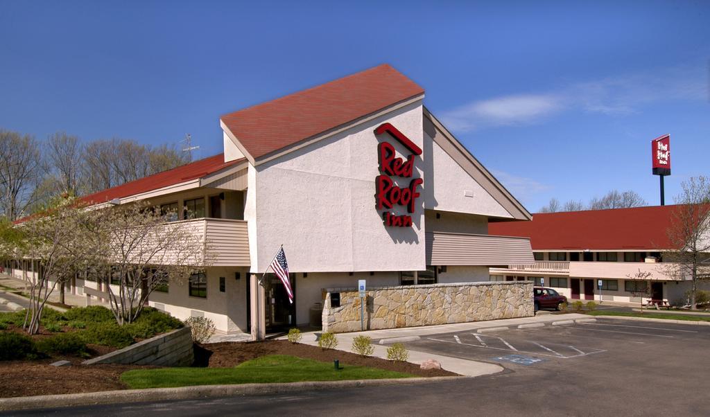 Red Roof Inn Cleveland East