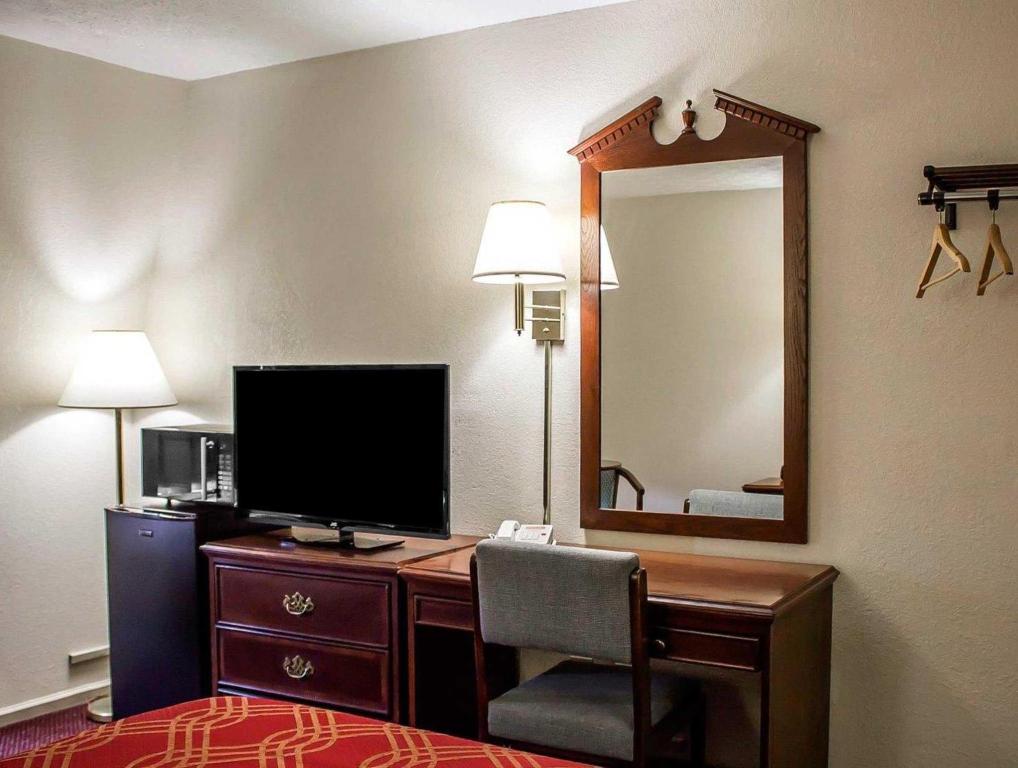 Econo Lodge Worthington