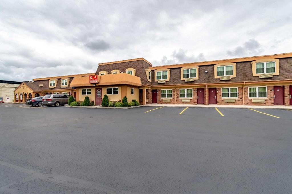 Econo Lodge Worthington